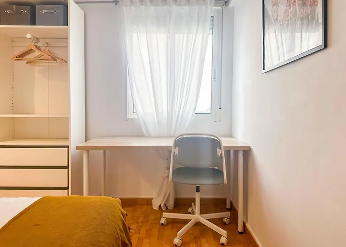 Amplio Apartamento En Pleno Corazon De Alicante